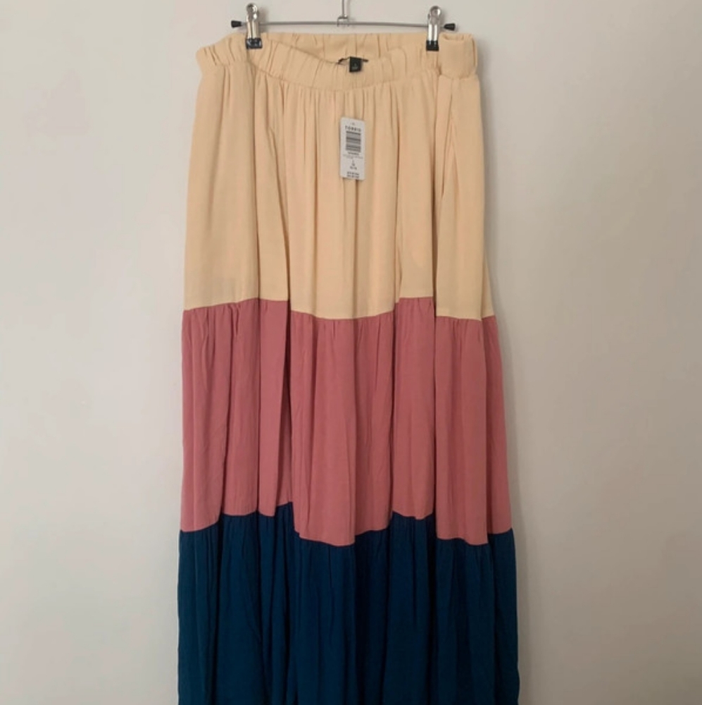 NWT women’s maxi skirt layered torrid size 1
